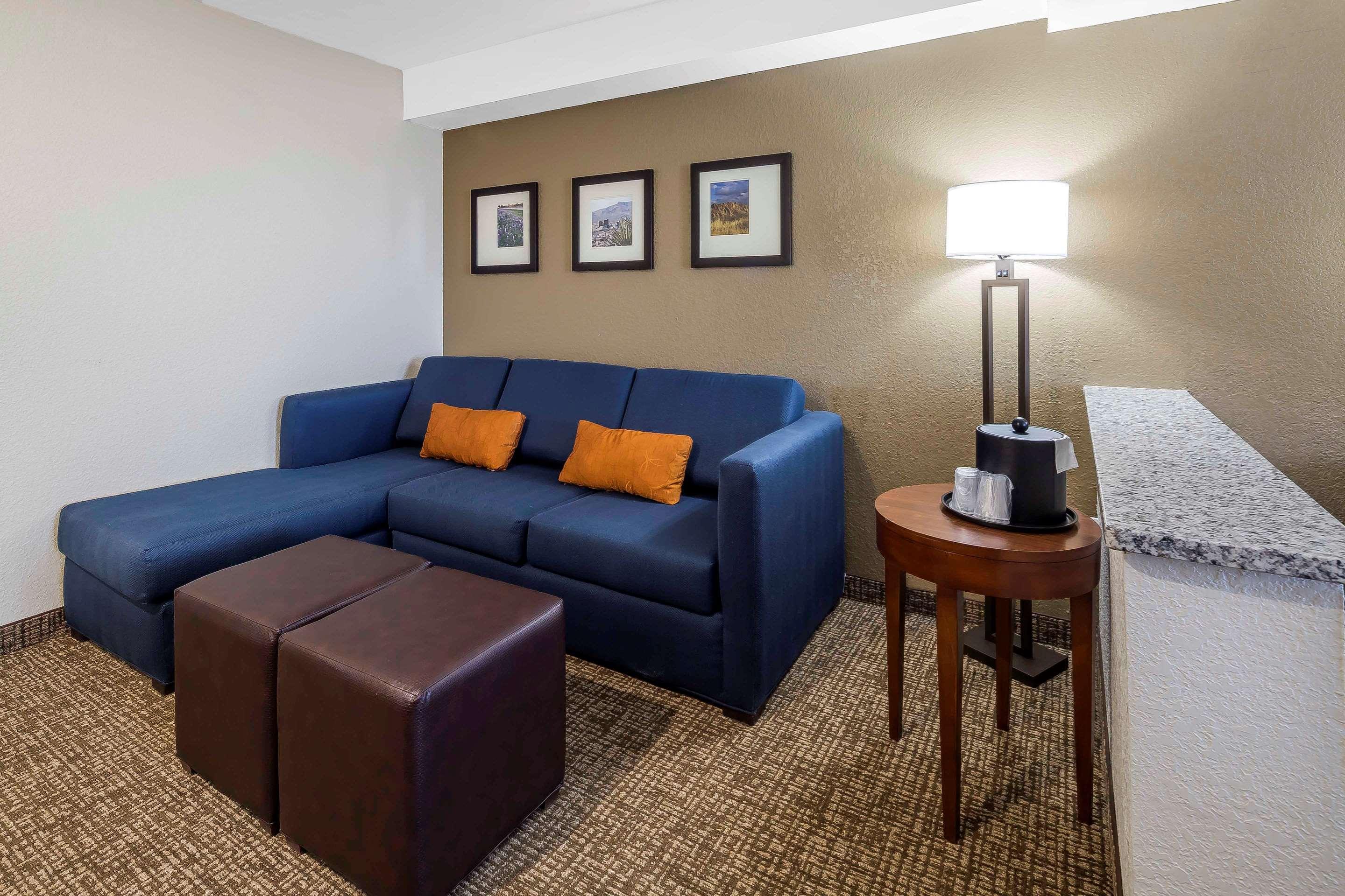 Comfort Suites El Paso Airport Esterno foto