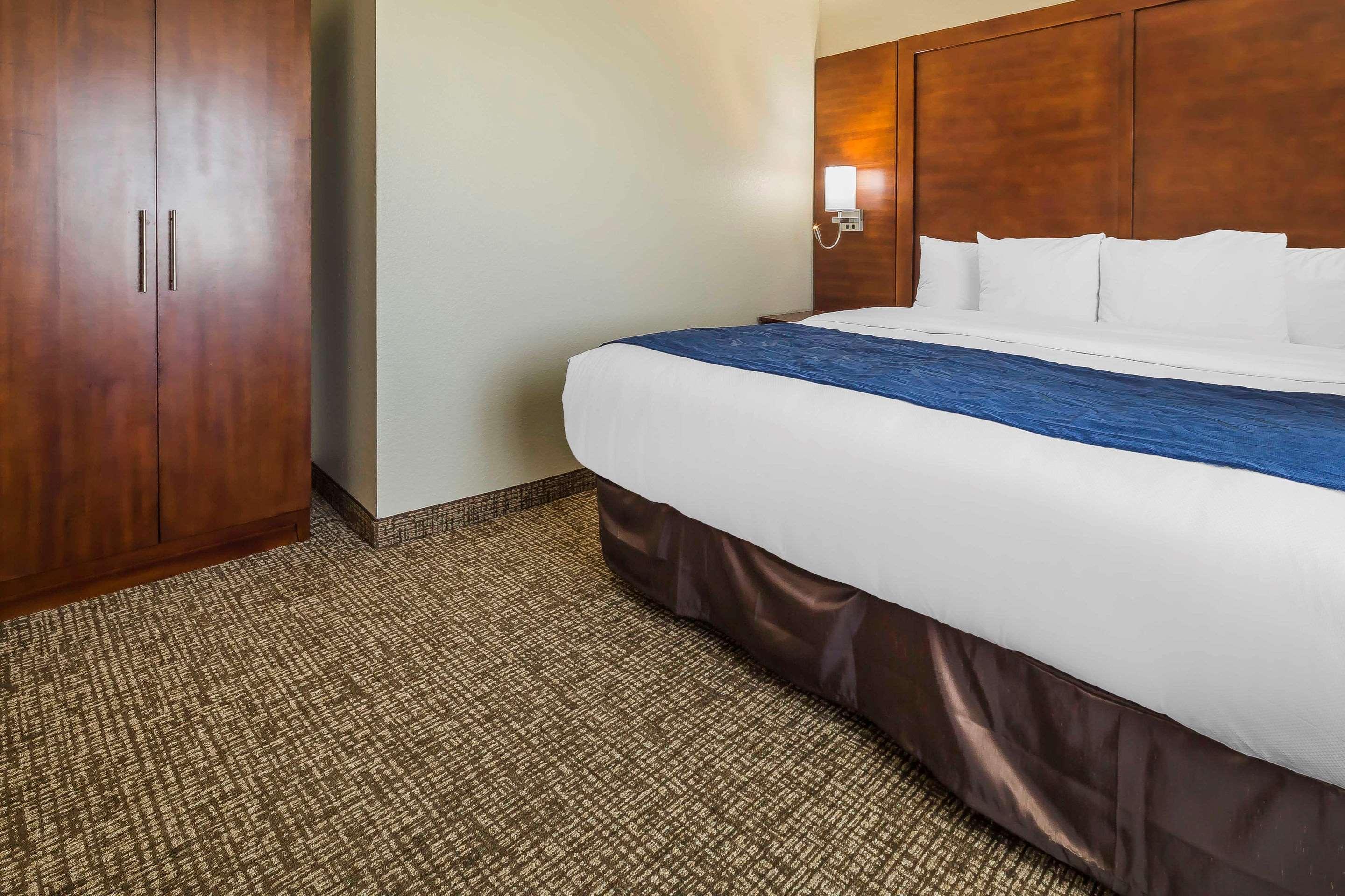Comfort Suites El Paso Airport Esterno foto